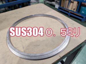 SUS304 0.5t フランジ形状のレーザー切断:薄板・細幅リングの歪み対策